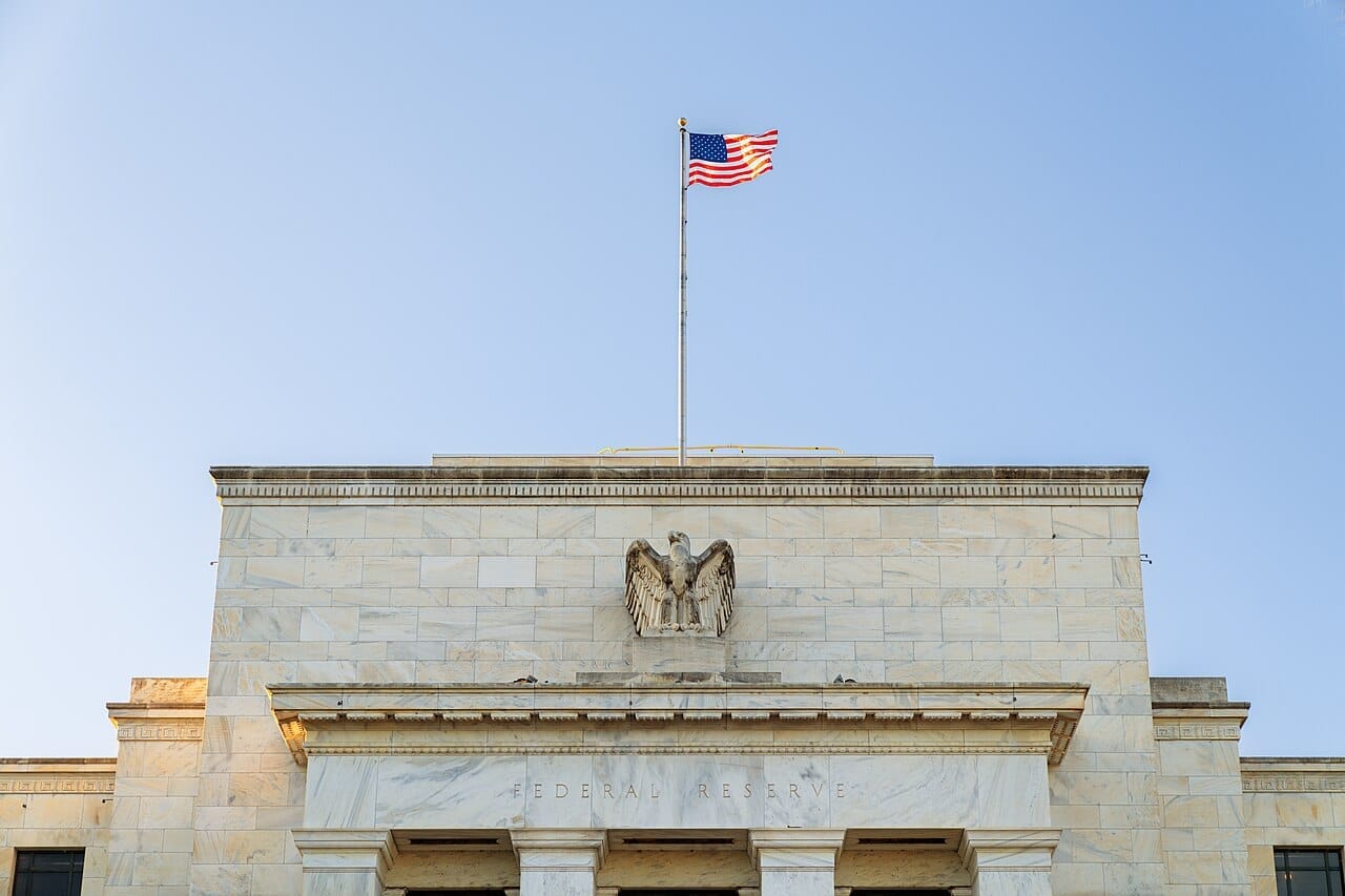 Fachada del edificio de la Reserva Federal en Washington D. C., fotografiada el 31 de mayo de 2024.